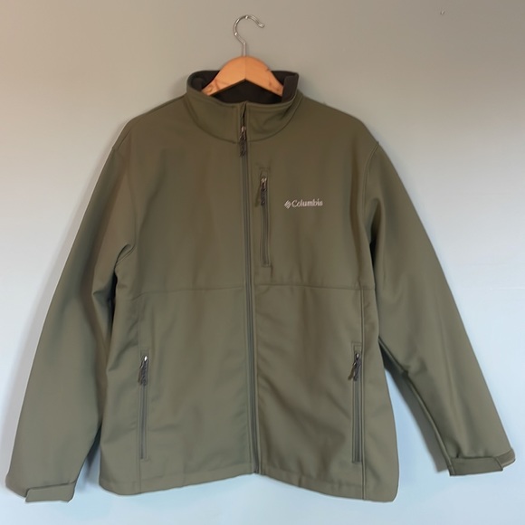 Columbia Men’s Ascender™ Softshell Jacket - XL - Picture 2 of 6